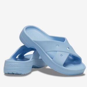 CROCS Classic Cross Strap Sandal